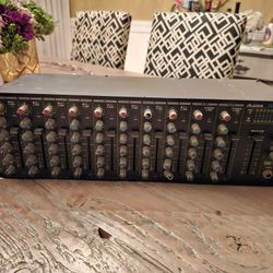 Alesis Multimix 12R