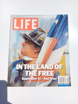 LIFE magazine- Special Commemorative special September 11 issue (In The Land Of The Free) 128 pages book (24 years old)