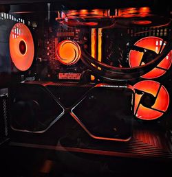 High-End Gaming PC - RTX 4080 FE | i7-14700F | 32GB DDR5 | 2TB SSD | Hyte Y40