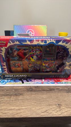 Mega Lucario ex figure collection