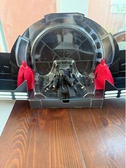 Star Wars TVC emperors throne room with guards