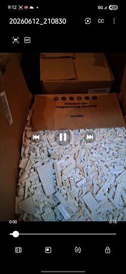 Tons of legos /mega bloks