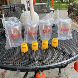 New: 4 Large Plastic Kahlua Travel Mugs with Covers And Straws Also 4 New Kahlua Yellow Plastic Shot Glasses