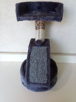 Brand New Little Paws Cat Scratching Post 23-in $15