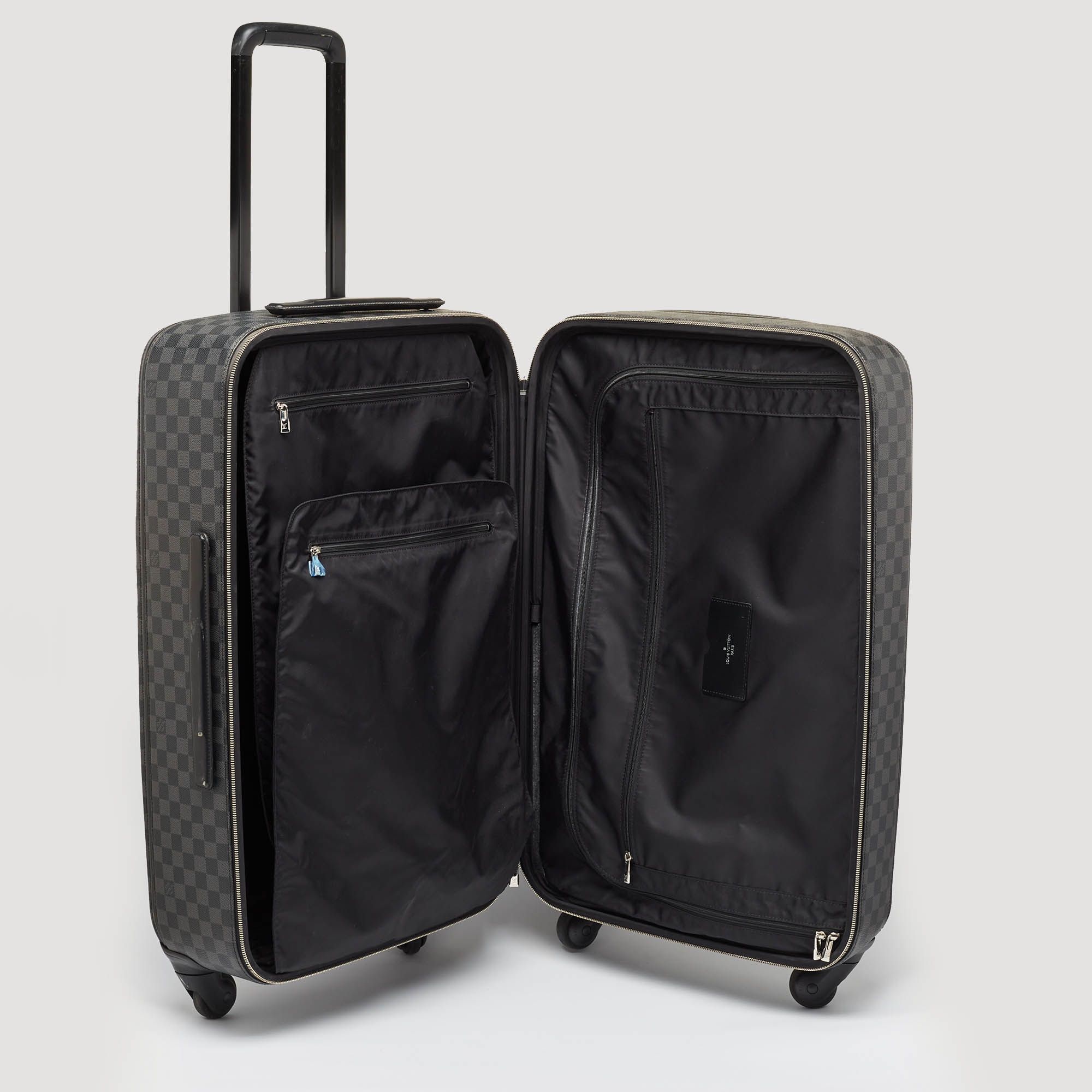 Louis Vuitton Damier Cobalt Zephyr Rolling Luggage Trolley Suitcase ($2,500 or Best Offer)