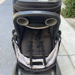 Stroller 