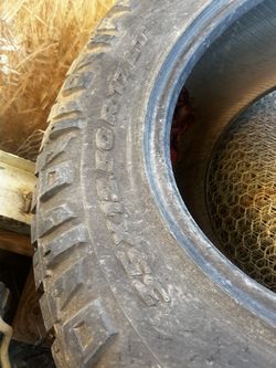 35X12.50R17LT
