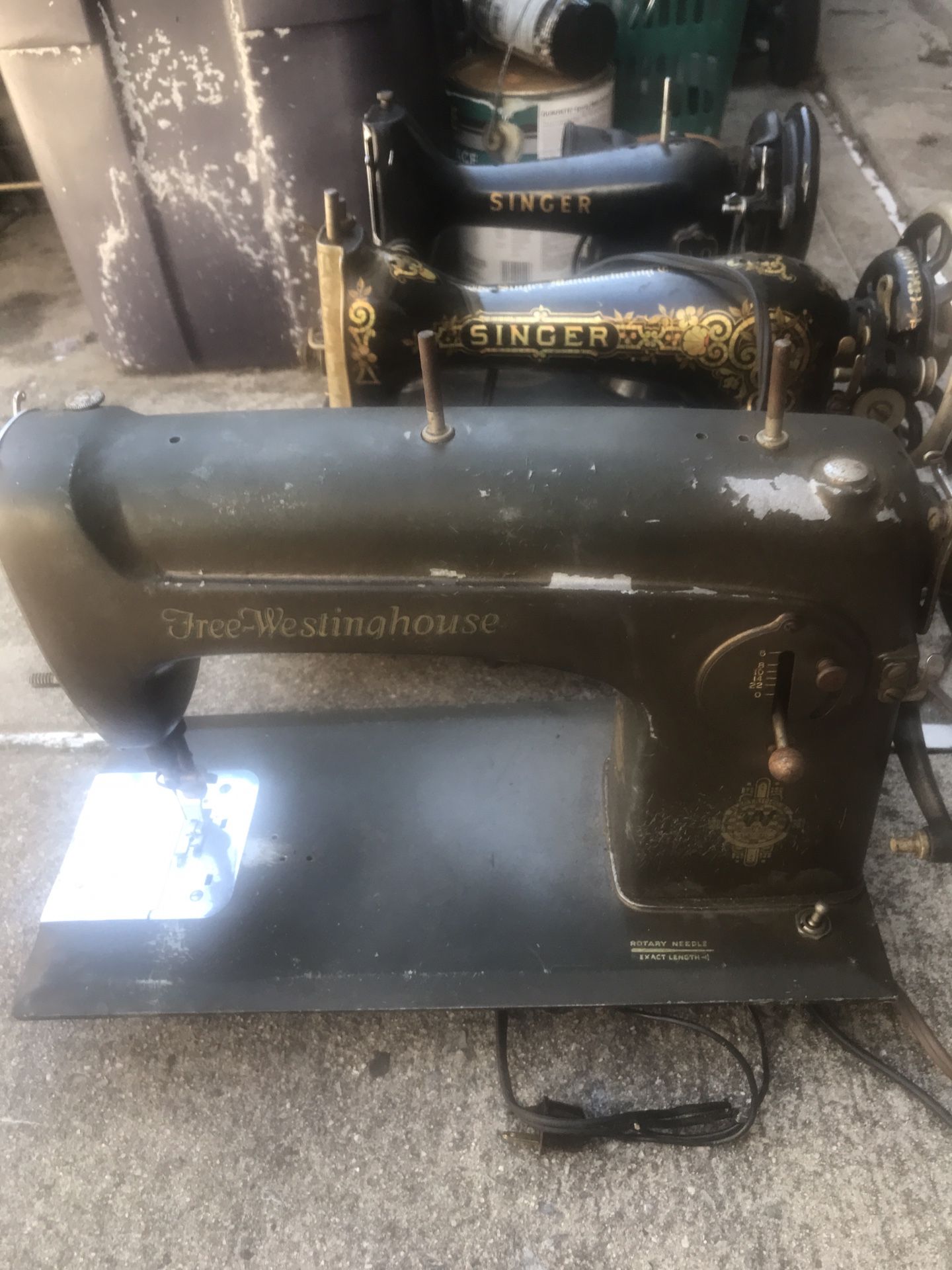 Antique.   Sewing Machine. (name. Is. FREE.  WESTINGHOUSE. )