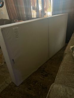 Free Twin Boxspring