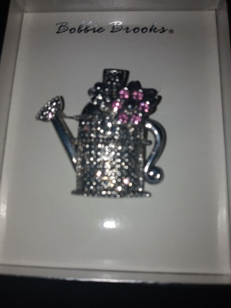 Vintage Bobby Brooks Brooch