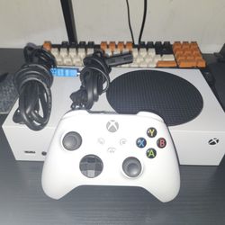 Xbox Series S Bundle - Controller and Cables Included!