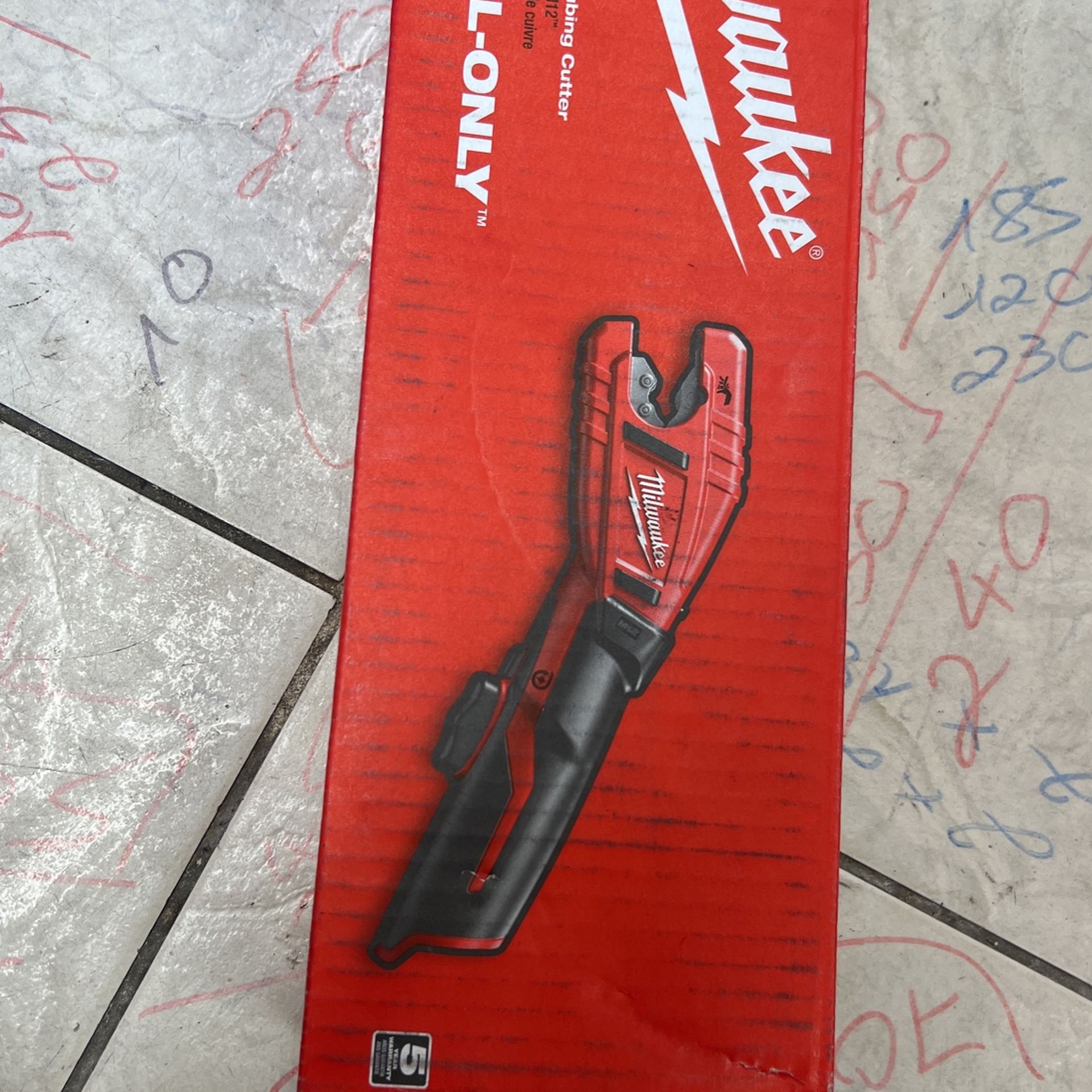 Milwaukee M12 12V Lithiumlon Cordless Copper Tubing Cutter (ToolOnly