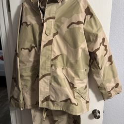 US Military Parka Jacket/Trousers Cold Weather, Desert Camouflage, Size XL Long