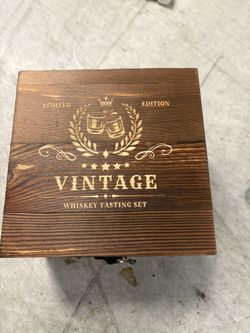 Vintage Whiskey Set