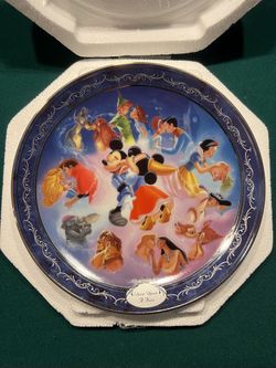 Bradford Exchange 'Once Upon a Kiss' Disney Plate Magical Moments Series