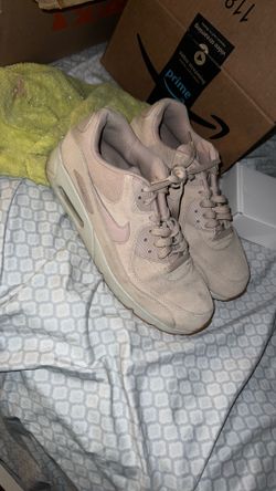 Nikes Men’s Size 10 1/2