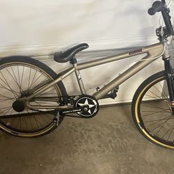 24 Bmx Cruiser Bike