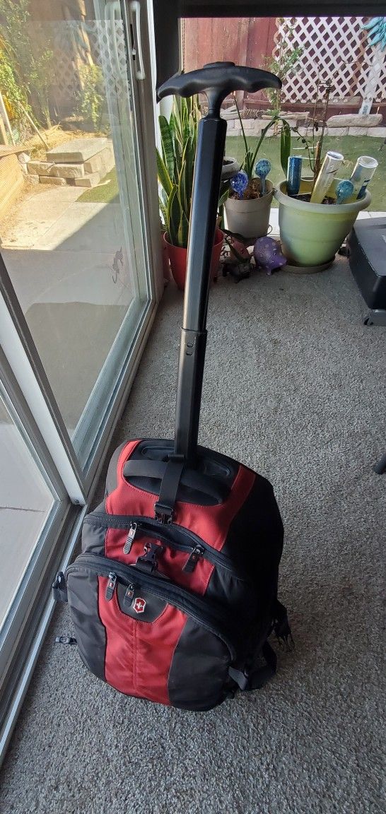 Victorinox Swiss Army E-motion 360 Luggage Backpack