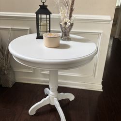Accent Table 