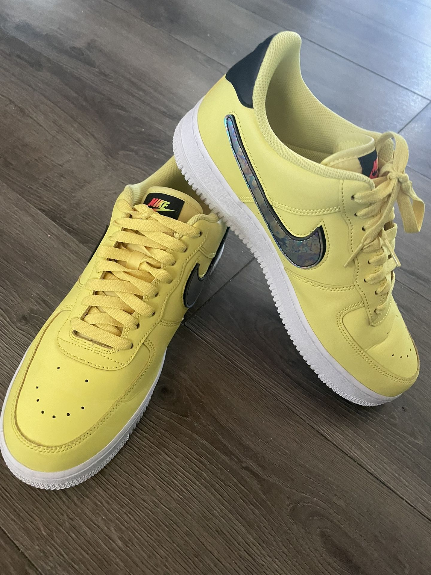 Air Force 1 /Soccer Fans! Sneakers
