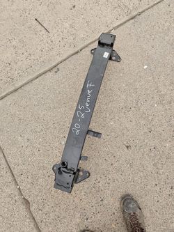 Hyundai venue front rebar Oem