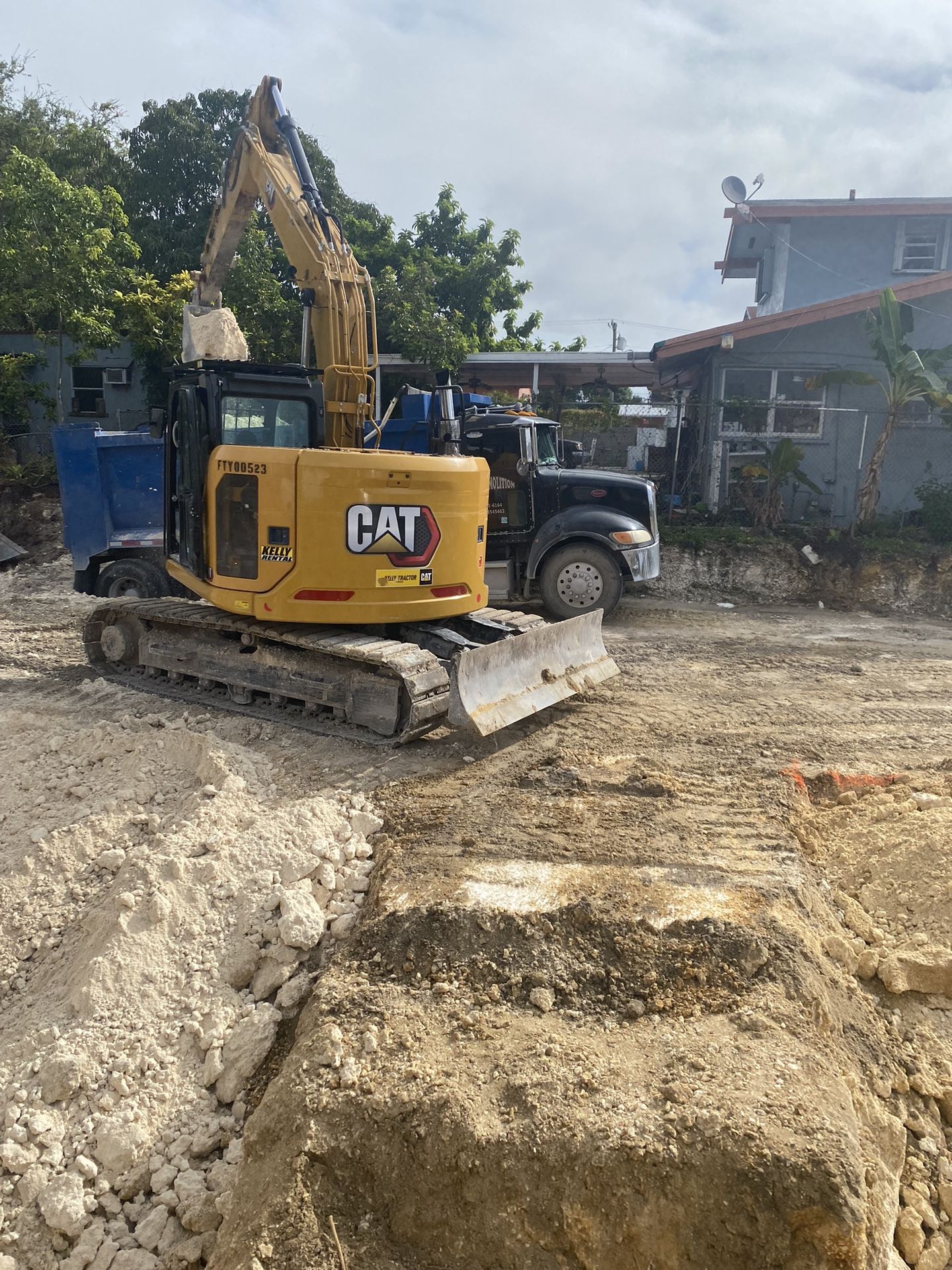 Bobcat Excavadora Volteó 