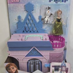 Disney Storytime Stackers Collect & Connect Frozen Anna 7pc Set