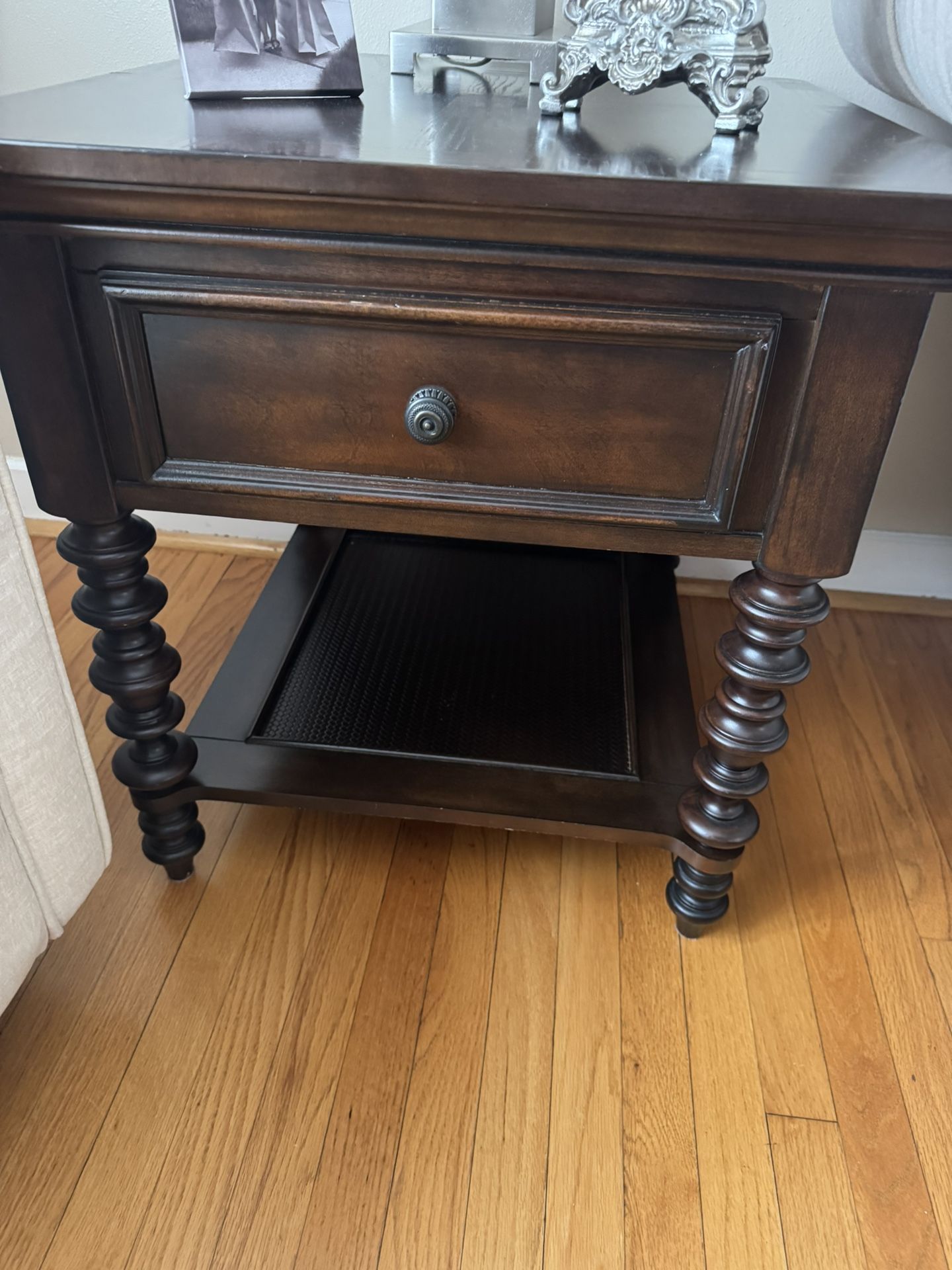 3 Living Room Tables