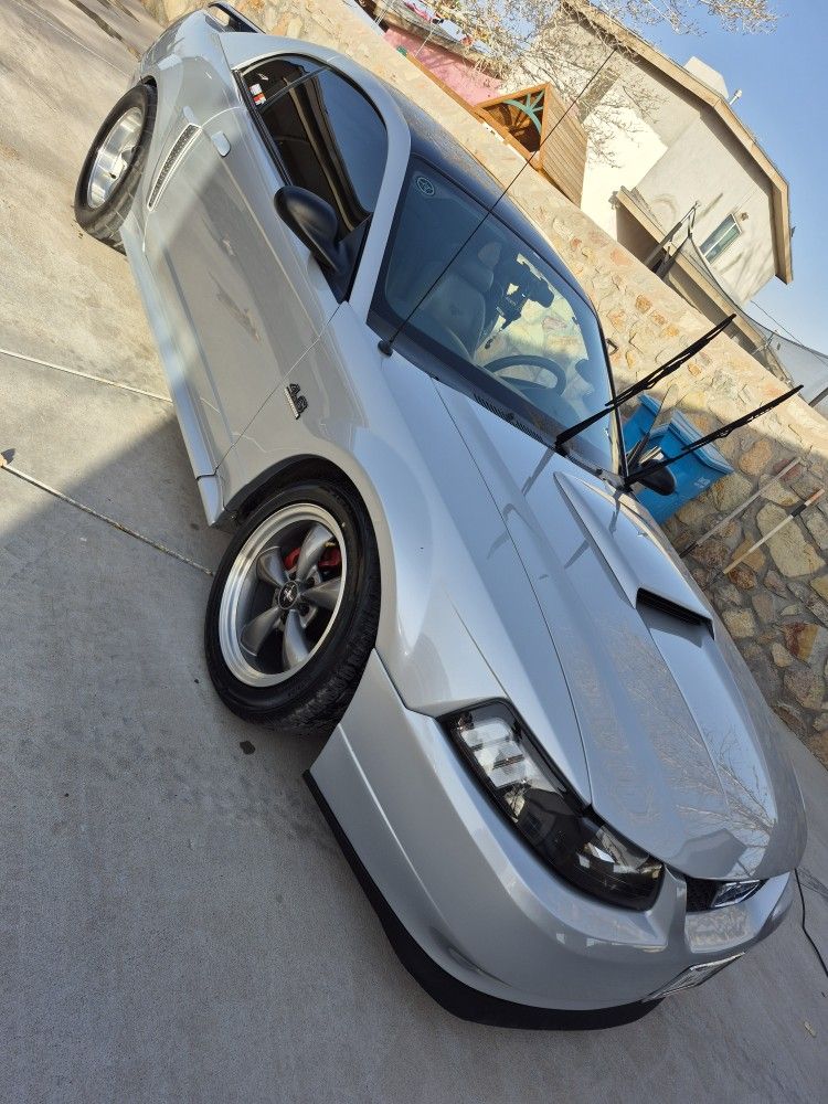 2002 Ford Mustang