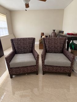 Accent Chairs