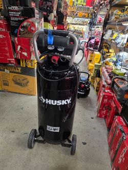 HUSKY CORDED 20 GALLON PORTABLE AIR COMPRESSOR