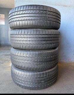 ‼️♦️ 225 55 R 18 Falken tires en perfectas condiciones de Vida