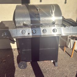 Charbroil Grill