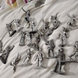 Little Metal Army Men