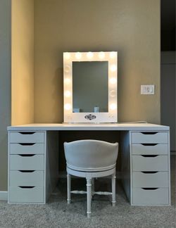 Vanity Set