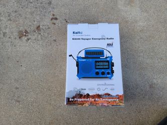 Voyager Emergency Radio