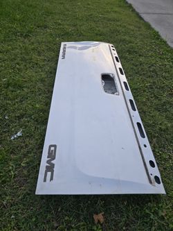 2011 Gmc Sierra Tailgate Door 