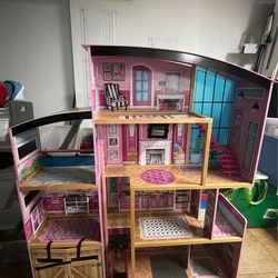 Kidkraft Doll House 4ft tall