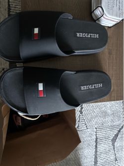Tommy slides