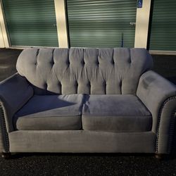 Gray Traditional Loveseat, Like New