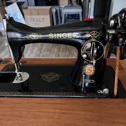 Vintage Singer 15K Sewing Machine