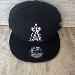 New Era Snpaback Hat$35 Angels