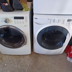 Kenmore Stackable Washer And Samsung Gas Dryer 