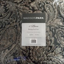 Madison Park 5 PCs King. $65