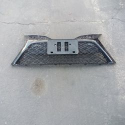 2021-2024 Toyota Camry SE Front Grille OEM 