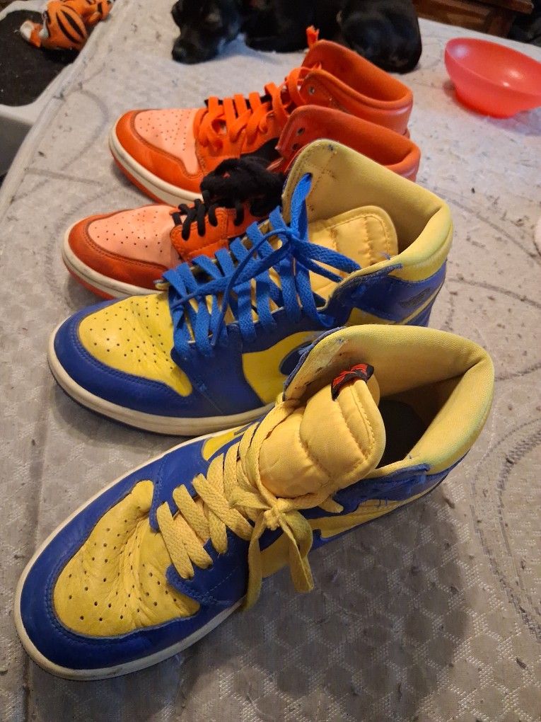 Woman's Zir Jordan's Size 7.5