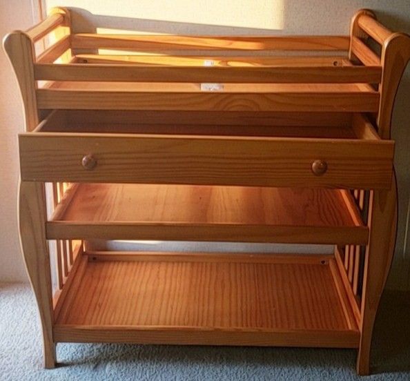 Baby changing table