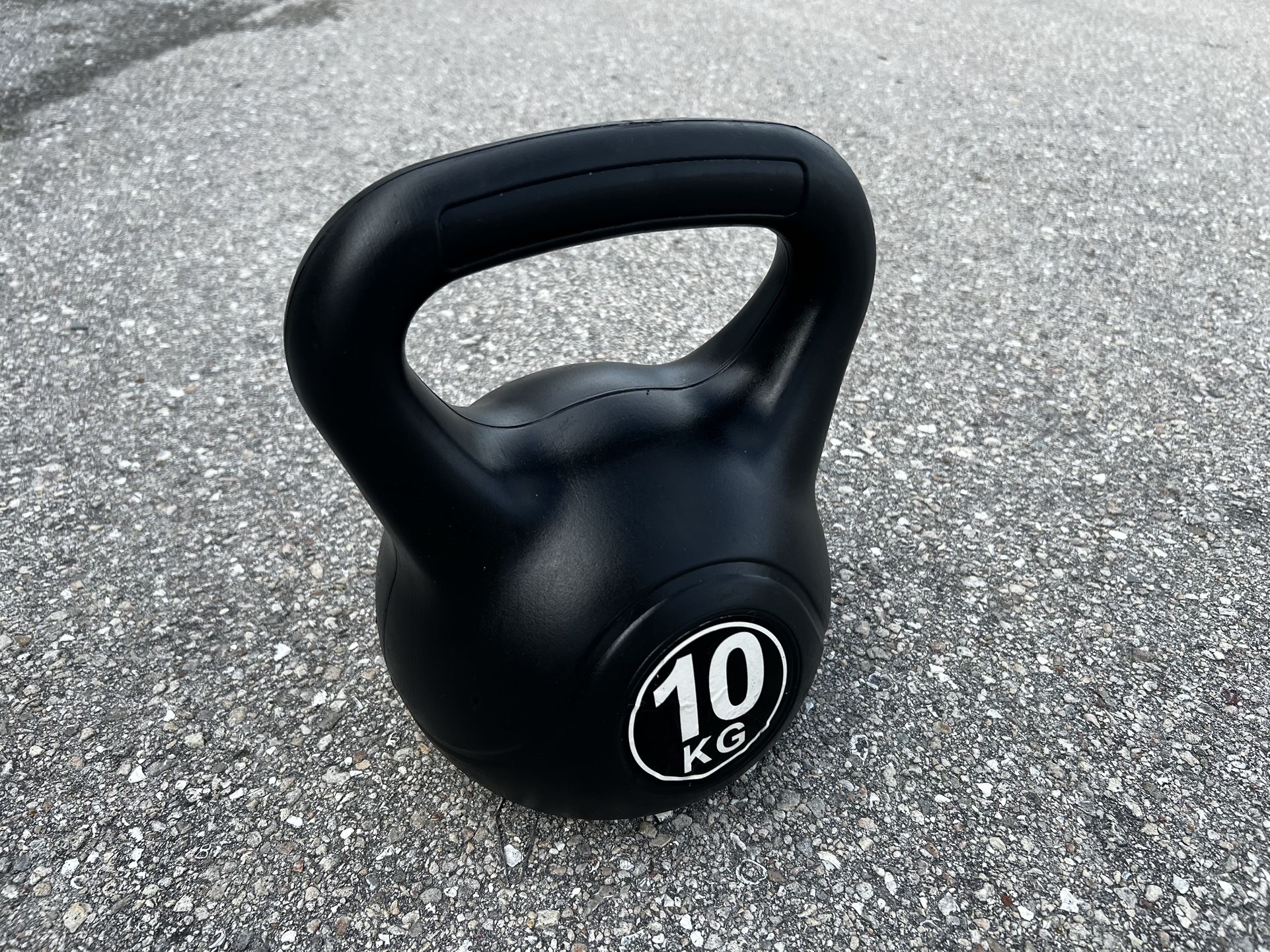 10kg (22lb) Black Kettle Bell Home Gym Fitness Weightlifting Weight! Good condition!