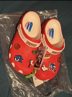 sonic Crocs
