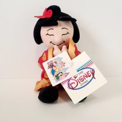 Vintage The Disney Store Merch It's a Small World China Girl Bean Bag Doll NWT